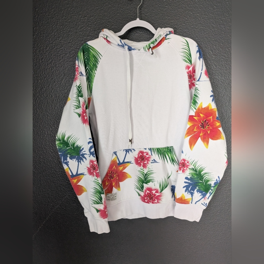 Empyre Sweatshirt Size Medium